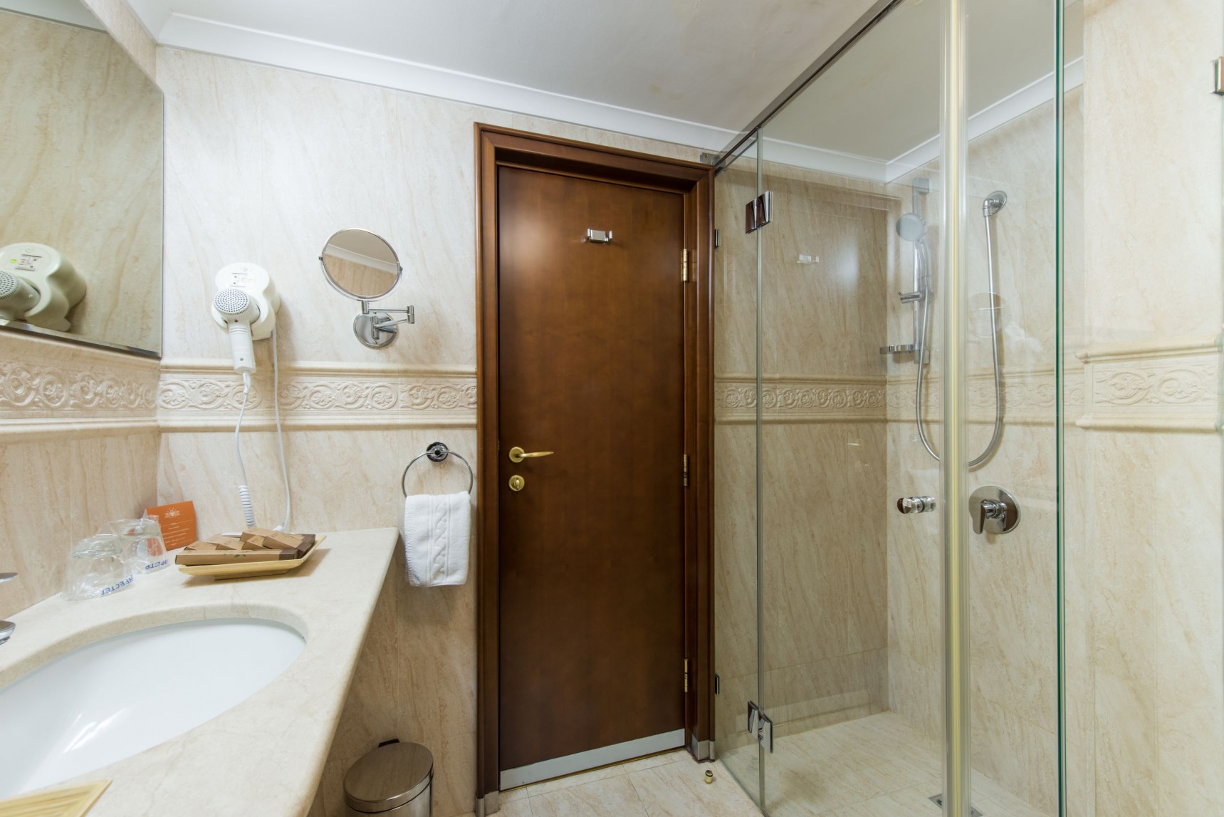 Superior Double — 4