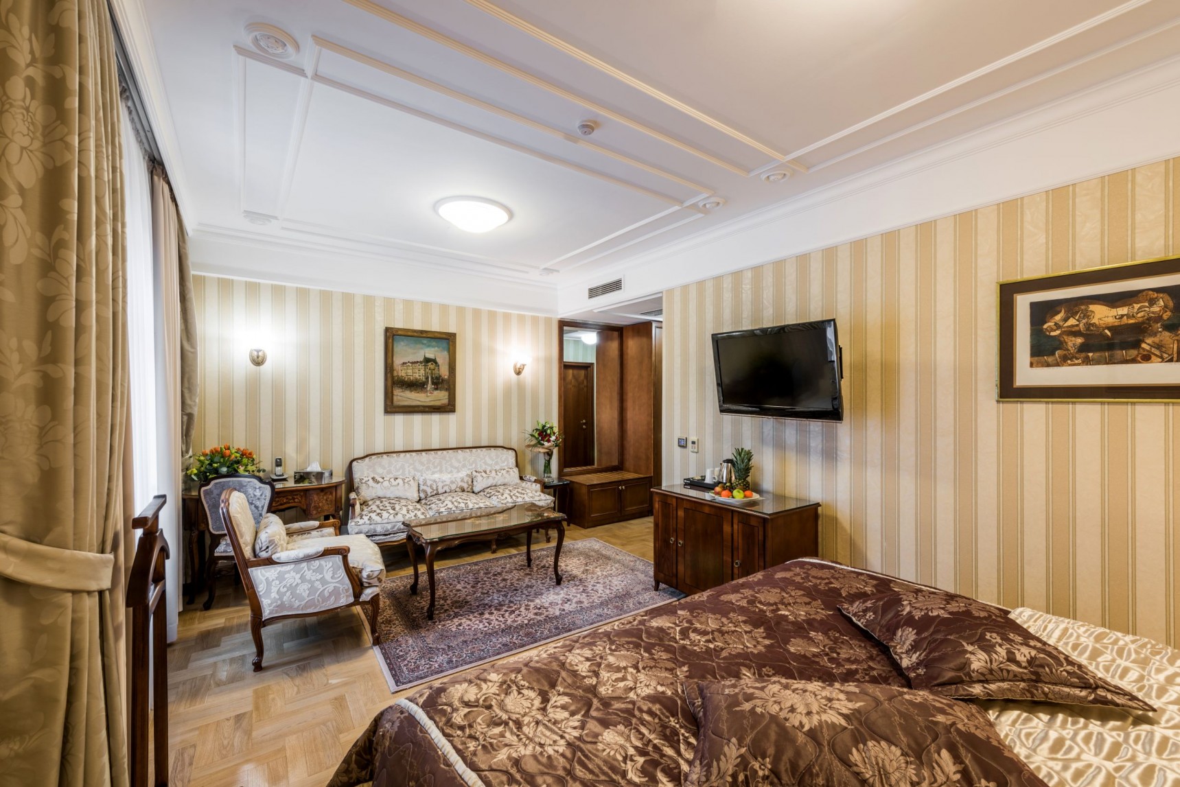 Junior Apartman — 2